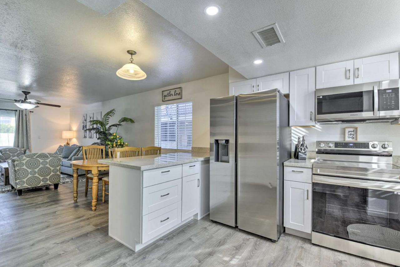 Downtown Gilbert Condo With Screened Porch! Ngoại thất bức ảnh