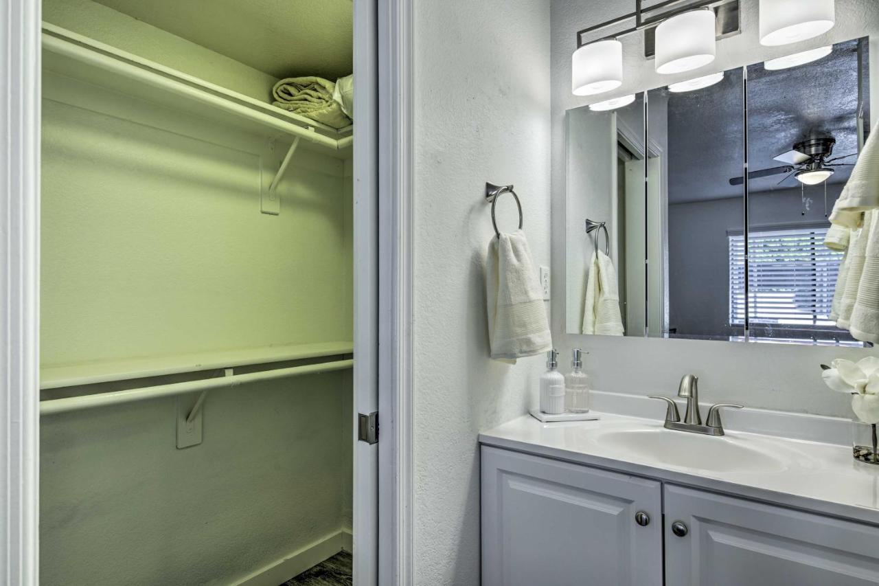 Downtown Gilbert Condo With Screened Porch! Ngoại thất bức ảnh